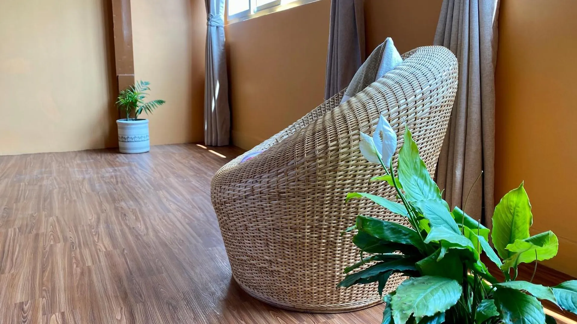 Spacious Boho Studio Apartment Katmandú 0*,