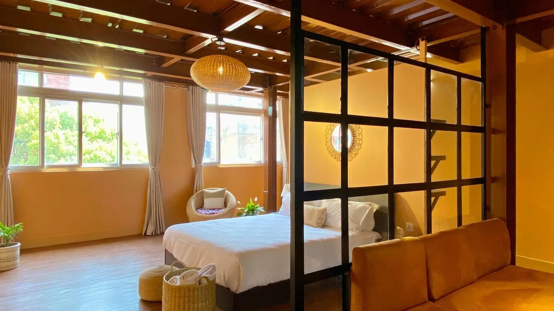 Spacious Boho Studio Apartment Katmandú